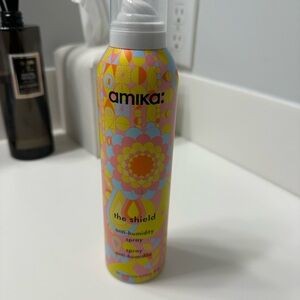 Amika The Shield Anti Humidity Spray